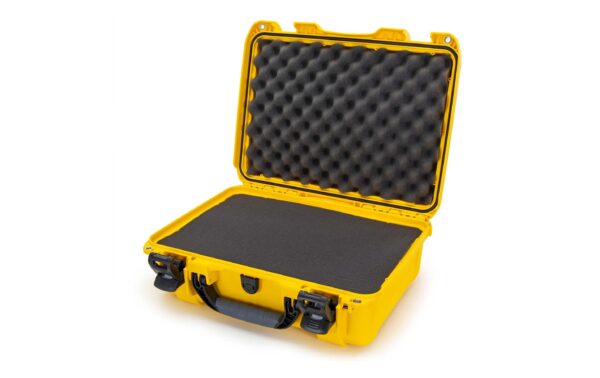 1556210 - Mediatech Nanuk Kunststoffkoffer 925, mit Schaum, gelb Innenmasse (mm): 432x300x163 kaufen | Mediatech.ch