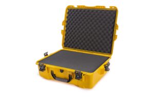 1556244 - Mediatech Nanuk Kunststoffkoffer 945, mit Schaum, gelb Innenmasse (mm): 559x432x208 kaufen | Mediatech.ch