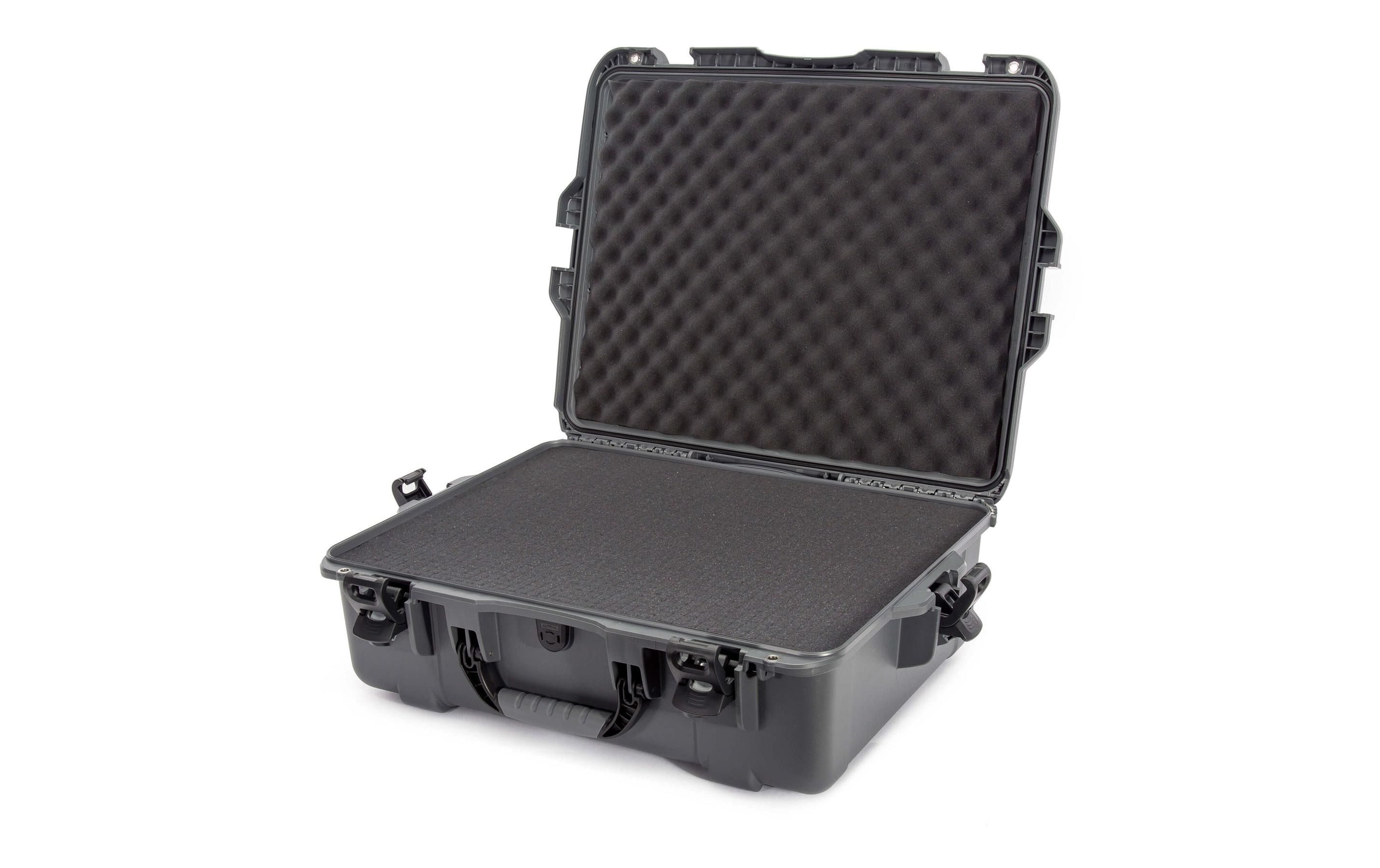 1556247 - Mediatech Nanuk Kunststoffkoffer 945, mit Schaum, graphit Innenmasse (mm): 559x432x208 kaufen | Mediatech.ch