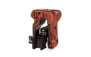 Tilta Right Side Wooden Handle Type VI Tactical Gray kaufen | Mediatech.ch