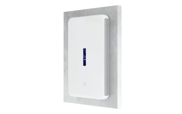 1573646_1 - Mediatech Ubiquiti UniFi Dream Wall UDW Al-in-One Enterprise Console 4.7Screen