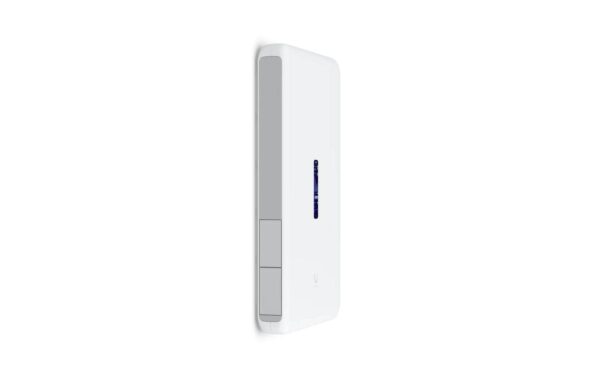 1573646_5 - Mediatech Ubiquiti UniFi Dream Wall UDW Al-in-One Enterprise Console 4.7Screen