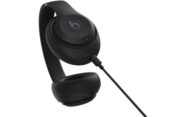 1588338_5 - Mediatech Apple Beats Studio Pro Wireless Over-Ear Black