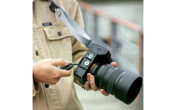1610438_5 - Mediatech PGYTECH Camera Shoulder Strap Rock Grey