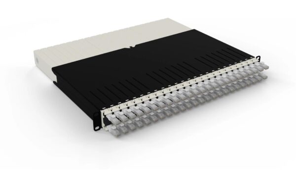 1644622 - Mediatech Patchbox One Cat.6A, 19 365mm, UTP Weiss inkl. 24 Kassetten mit 0.8m Slimpatchkabel kaufen Schweiz | Mediatech.ch