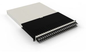 1644632 - Mediatech Patchbox One Cat.6A, 19 UTP Schwarz inkl. 24 Kassetten mit 1.8m Slimpatchkabel kaufen Schweiz | Mediatech.ch