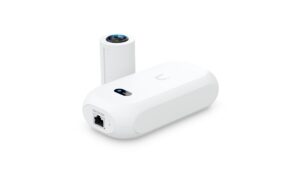 Ubiquiti UniFi UVC-AI-THETA-PRO Modular, 4K 8MP 30°, inkl. AI Theta Hub kaufen Schweiz | Mediatech.ch