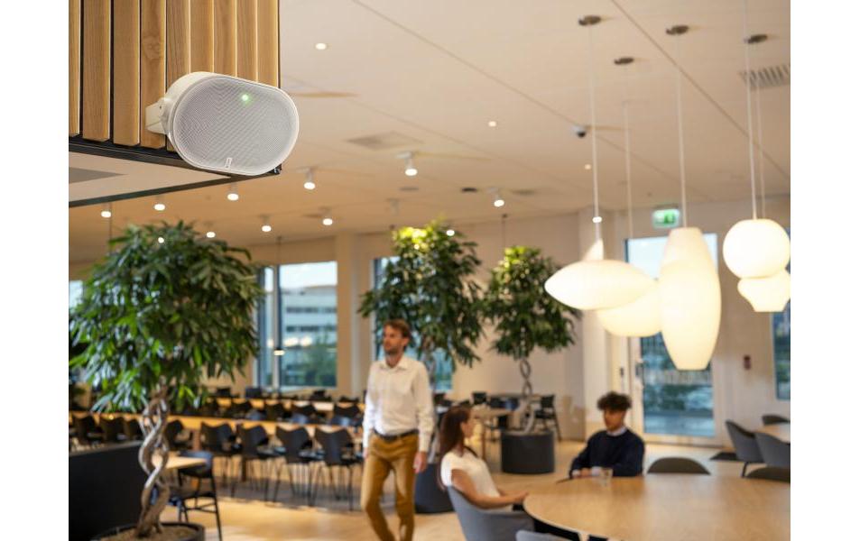 1660817_4 - Mediatech AXIS Netzwerk Lautsprecher C1111-E Weiss Cabinet Speaker, Outdoor