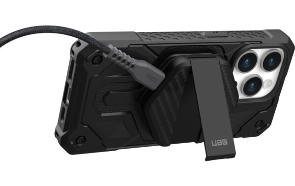 1666623_8 - Mediatech UAG Wireless Charger/Stand Black, Carbon Fiber