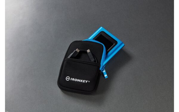 1694648_6 - Mediatech SSD Kingston IronKey VaultPrivacy 80 3840GB USB3.2 Gen1 (Type-C), 256bit-AES, FIPS 197