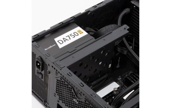 SilverStone Desktop GD11B, ohne NT Type-C, Type-A, 3,5 x 3