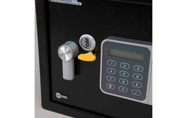 1717370_7 - Mediatech Yale Tresor Value Safe Gäste, 24 l