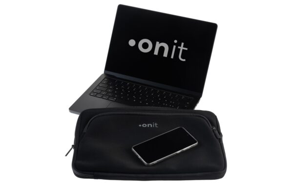 onit Notebook Sleeve PRO 13-13.3 schwarz, neopren, 33x23x2.5cm, 190g