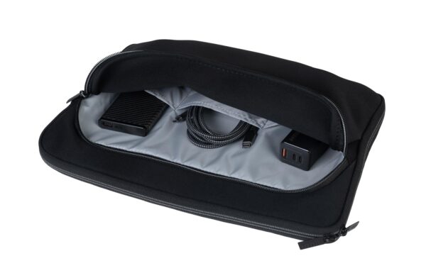 onit Notebook Sleeve PRO 13-13.3 schwarz, neopren, 33x23x2.5cm, 190g
