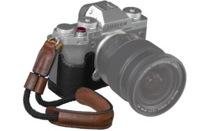 SmallRig Half Case / Wrist Strap Kit for FUJIFILM X-T5