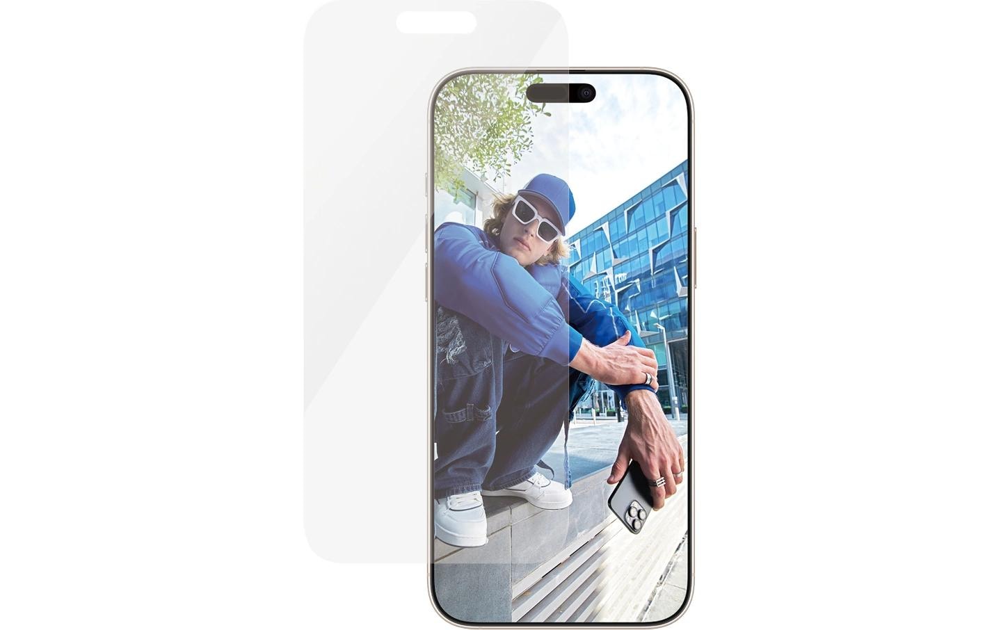 PanzerGlass Classic Fit iPhone 16 Pro Max