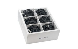 SLIM Patchkabel: 1m, schwarz, 90-Pack Cat.6A, U/FTP, LSOH, Klinke nicht brechbar