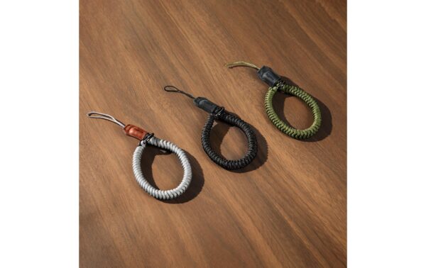 SmallRig Universal Braided Wristband Black