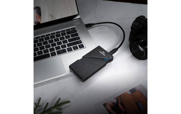 1838842_8 - Mediatech SSD Adata Flash SE920, 1TB, ext. schwarz USB4, lesen 38000, schreiben 3700, schwarz