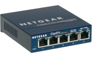 Netgear GS105PP: 5 Port PoE Switch 5-Port Gigabit PoE+ Ethernet Switch