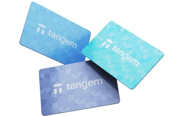 1901549 - Mediatech bitConsult Tangem 3 Card Set, Winter, + 50CHF Voucher Hardware Crypto Wallet kaufen | Mediatech.ch