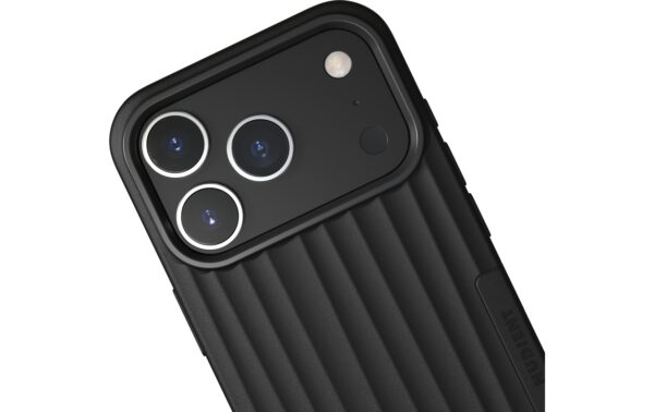 Nudient Bold MagSafe Charcoal Black iPhone 17 Pro