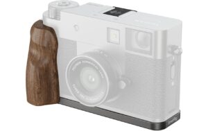 SmallRig L-Shaped Plate with Wooden Handle for FUJIFILM X half (Charcoal Silver)