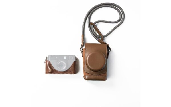 1909289 - Mediatech SmallRig Leather Case Kit for FUJIFILM X half (Brown) kaufen Schweiz | Mediatech.ch
