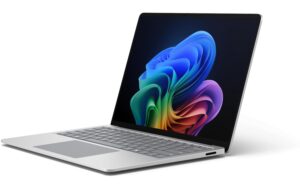 1925035 - Mediatech Microsoft Surface Laptop 7, Ultra 7 13.8, 16GB, 256GB SSD, W11P, 5G, Platinum kaufen Schweiz | Mediatech.ch