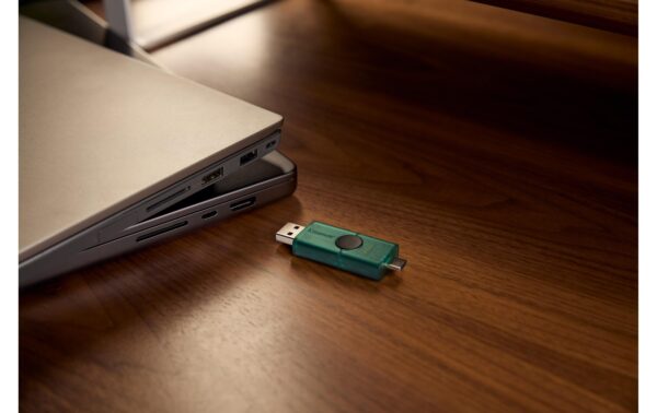 1952335_6 - Mediatech Kingston DataTraveler DuoG2 256GB USB-A + USB-C 3.2 Gen 1