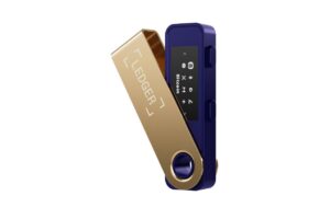 Ledger Nano S Plus - Ferro Fuchsia Hardware Crypto Wallet kaufen Schweiz | Mediatech.ch