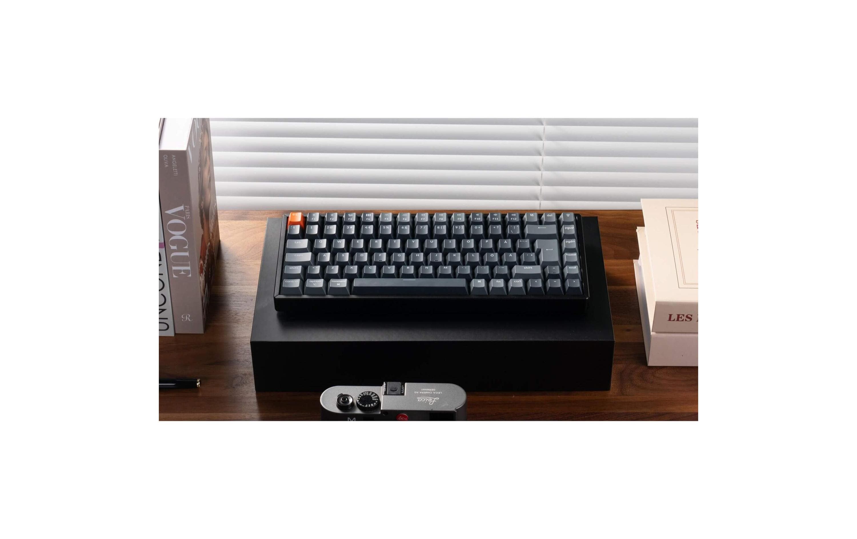 1990834_2 - Mediatech Keychron K2 QMK v3 Red Switch, CH CH QWERTZ, ISO