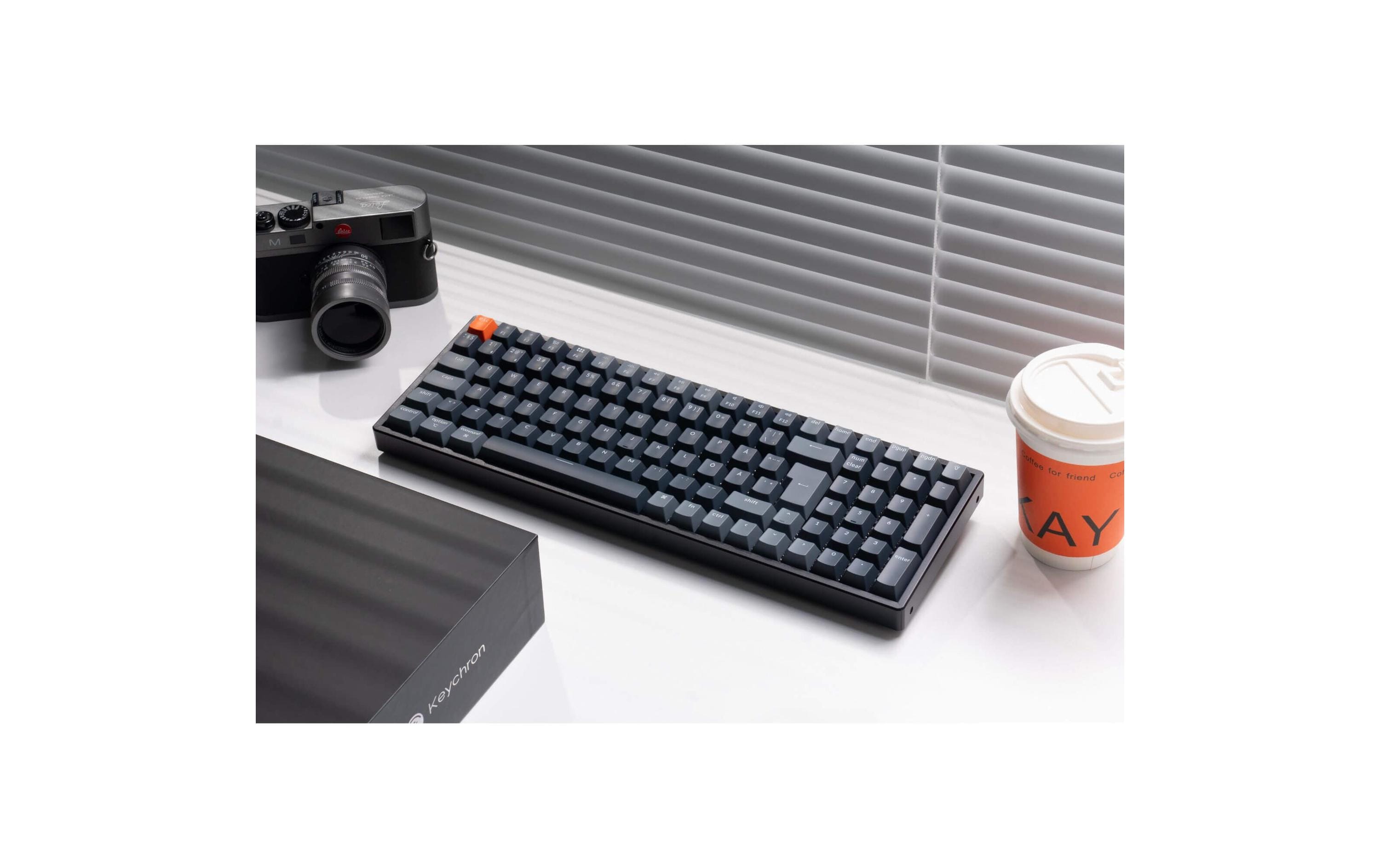 1990837_3 - Mediatech Keychron K4 QMK v3 Brown Switch, CH CH QWERTZ, ISO