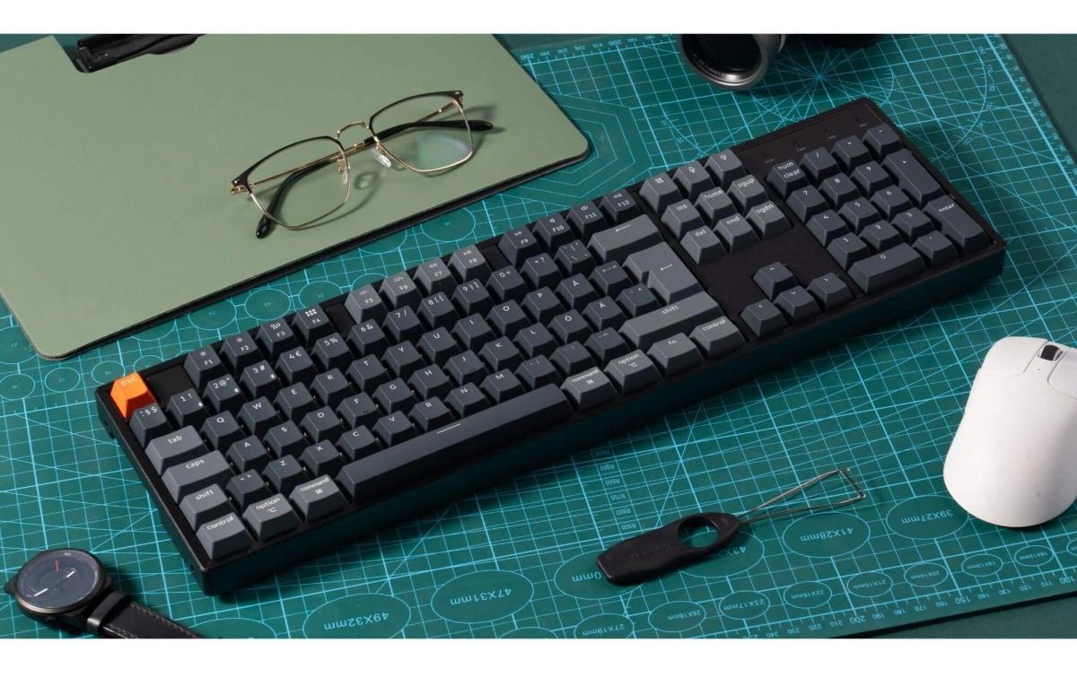 1990840_5 - Mediatech Keychron K10 QMK v2 Red Switch, CH CH QWERTZ, ISO