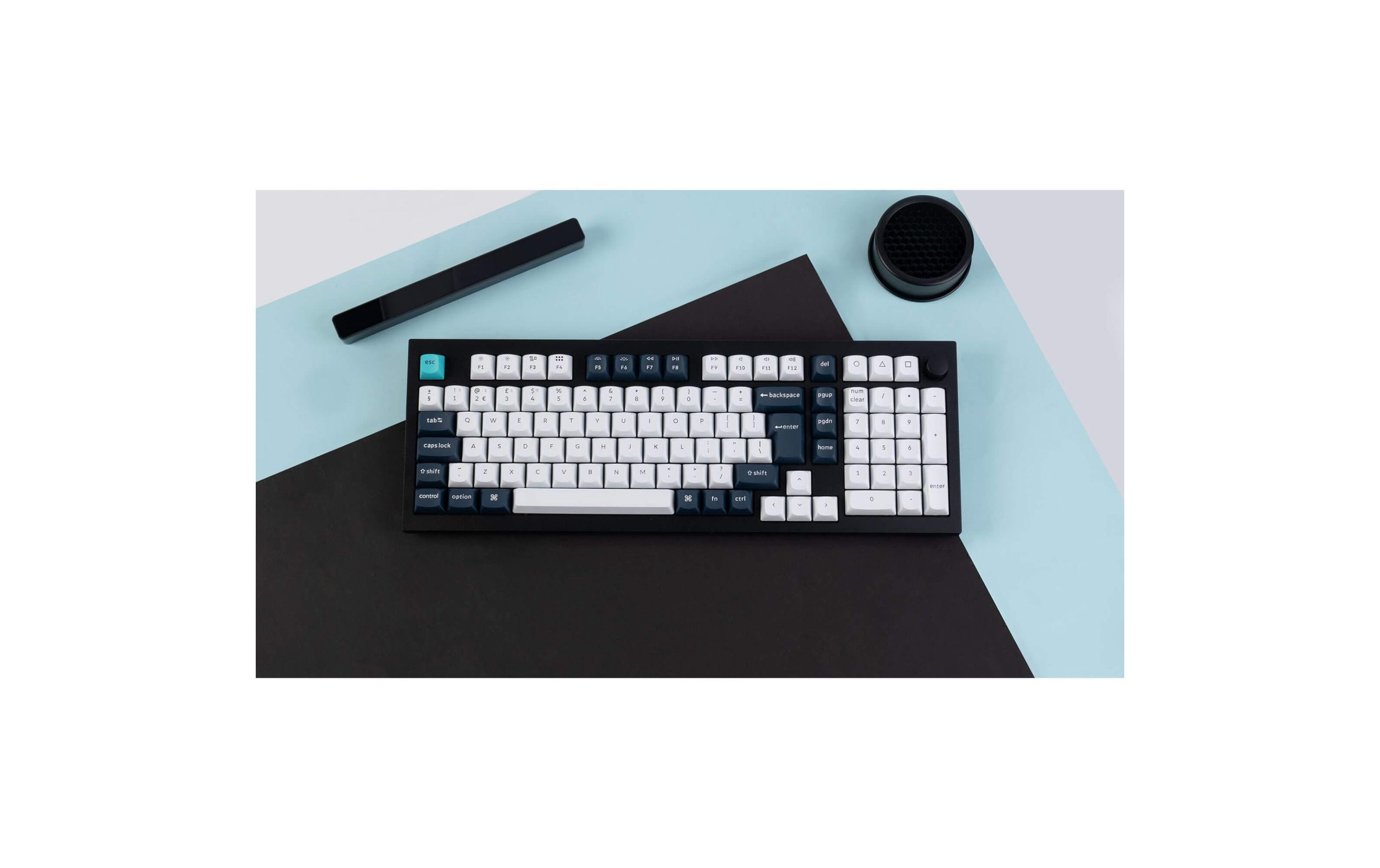 1990855_2 - Mediatech Keychron Q5 Max Black QMK Red Switch, CH CH QWERTZ, ISO
