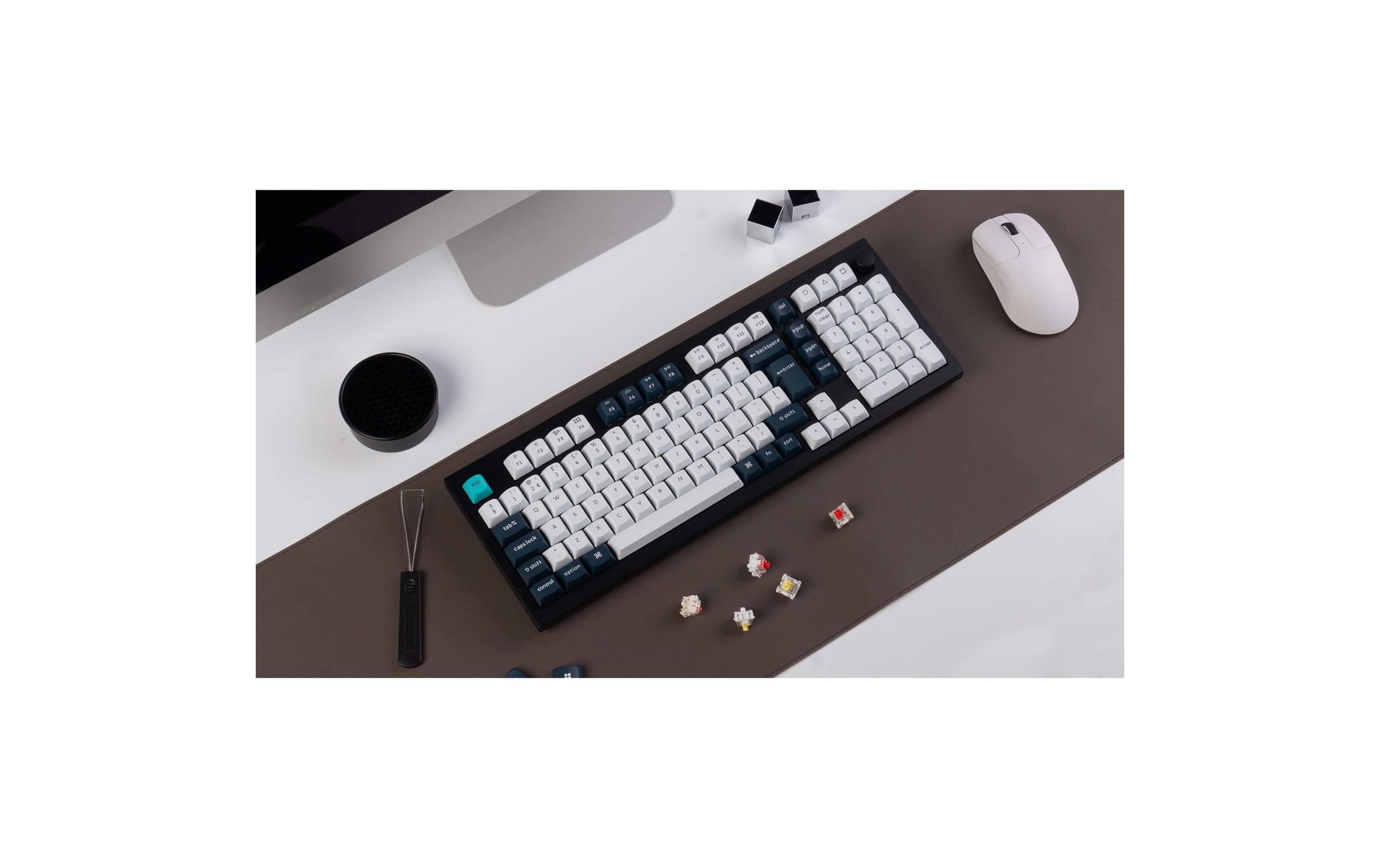 1990855_4 - Mediatech Keychron Q5 Max Black QMK Red Switch, CH CH QWERTZ, ISO