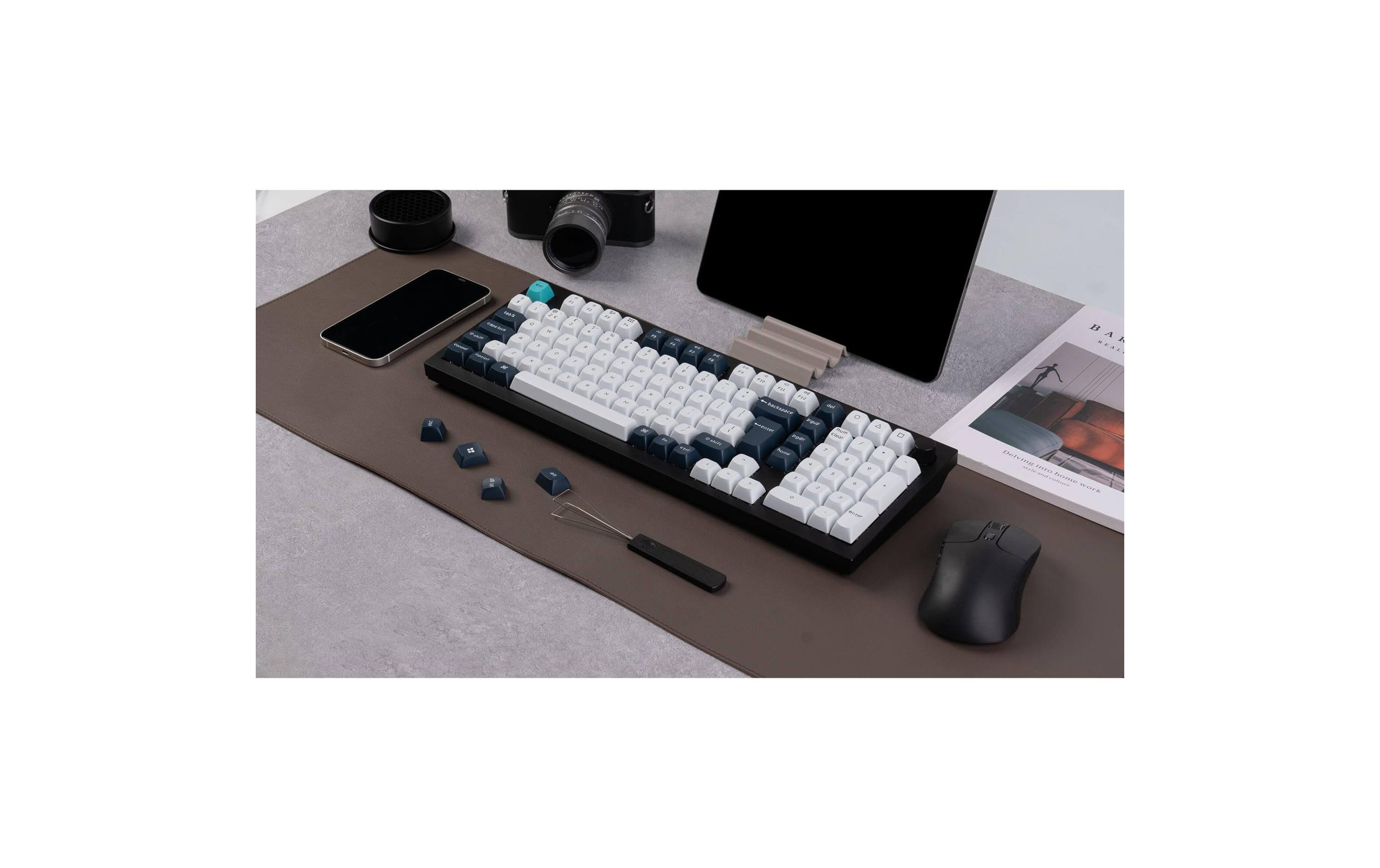 1990855_5 - Mediatech Keychron Q5 Max Black QMK Red Switch, CH CH QWERTZ, ISO