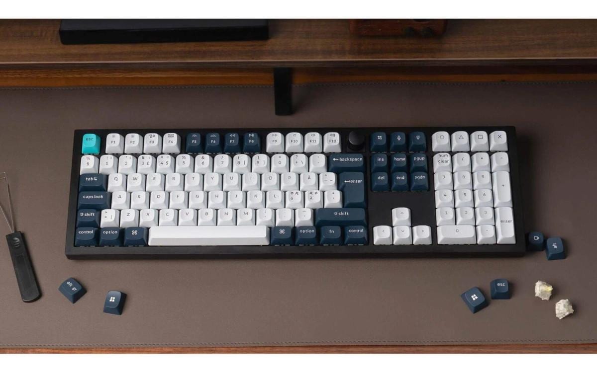 1990858_5 - Mediatech Keychron Q6 Max Black QMK Brown Switch, CH CH QWERTZ, ISO