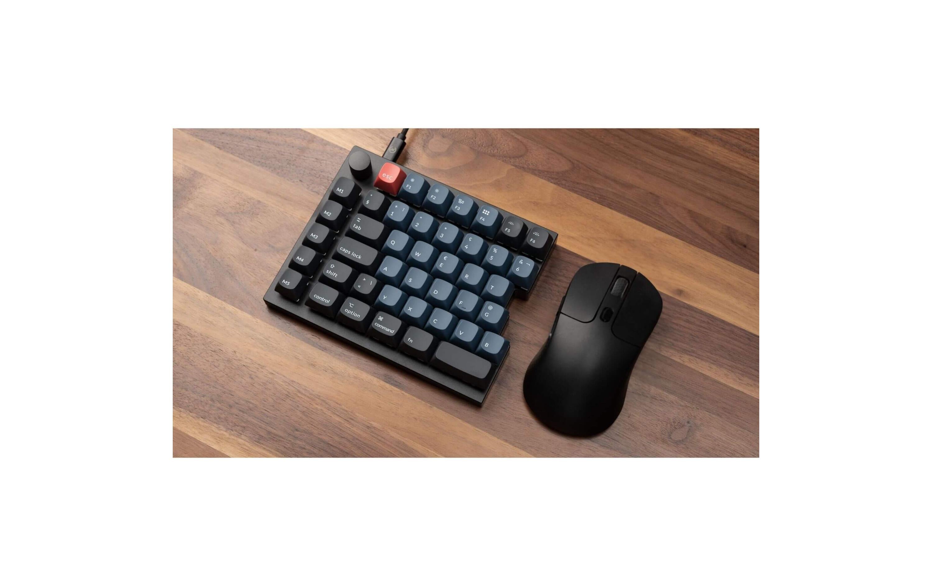1990862_4 - Mediatech Keychron Q11 Black QMK Brown Switch, CH CH QWERTZ, ISO