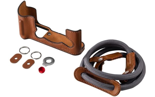 1993173 - Mediatech SmallRig Leather Half Case Kit for FUJIFILM X-T30 III Brown kaufen Schweiz | Mediatech.ch