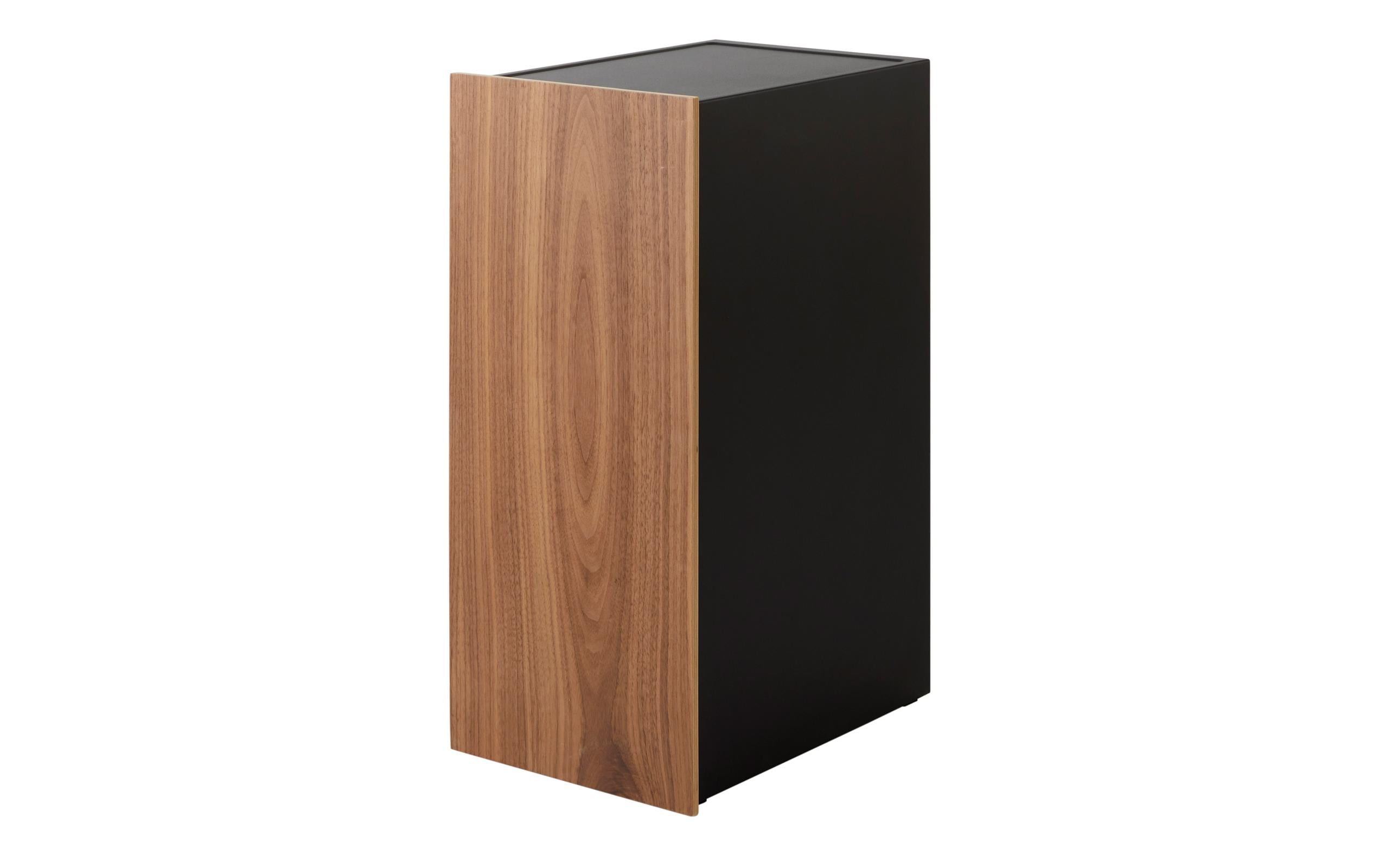 Yamazaki Regal für Spielekonsolen Grösse: 24.7 x 36.5 x 60.3 cm, Schwarz