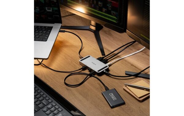 Targus® USB4 Dual 4K HDMI Mini Dock USB4 Dual 4K HDMI Mini Dock