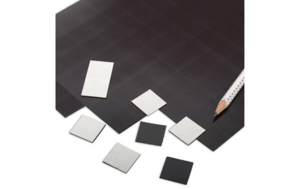 Berec Magnetplättchen 2x2cm, 100 Stk selbstklebend, Haftkraft: >= 42 g/cm²