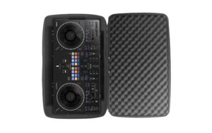 UDG U8326BL zu Pioneer DDJ-REV5