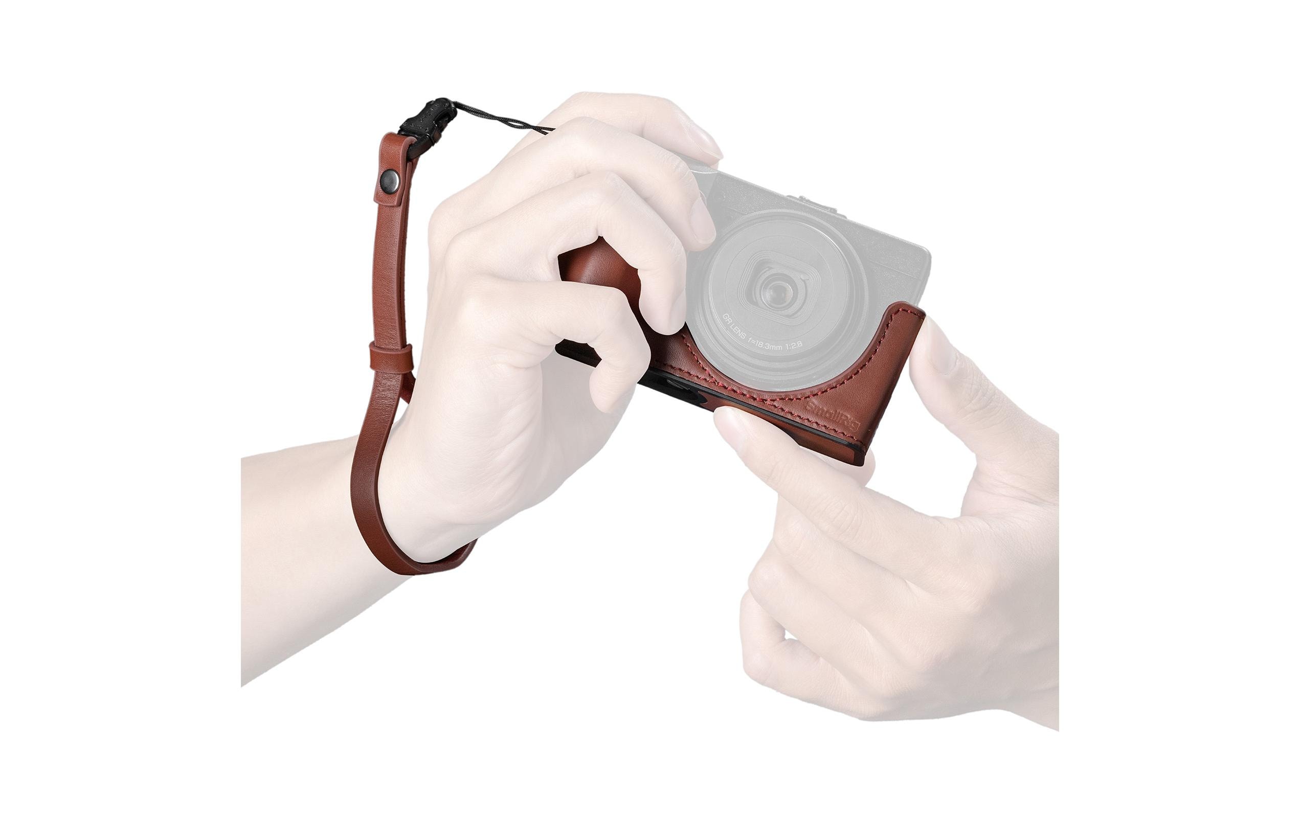 2154888 - Mediatech SmallRig Leather Case Kit for RICOH GR IV (Red) kaufen Schweiz | Mediatech.ch