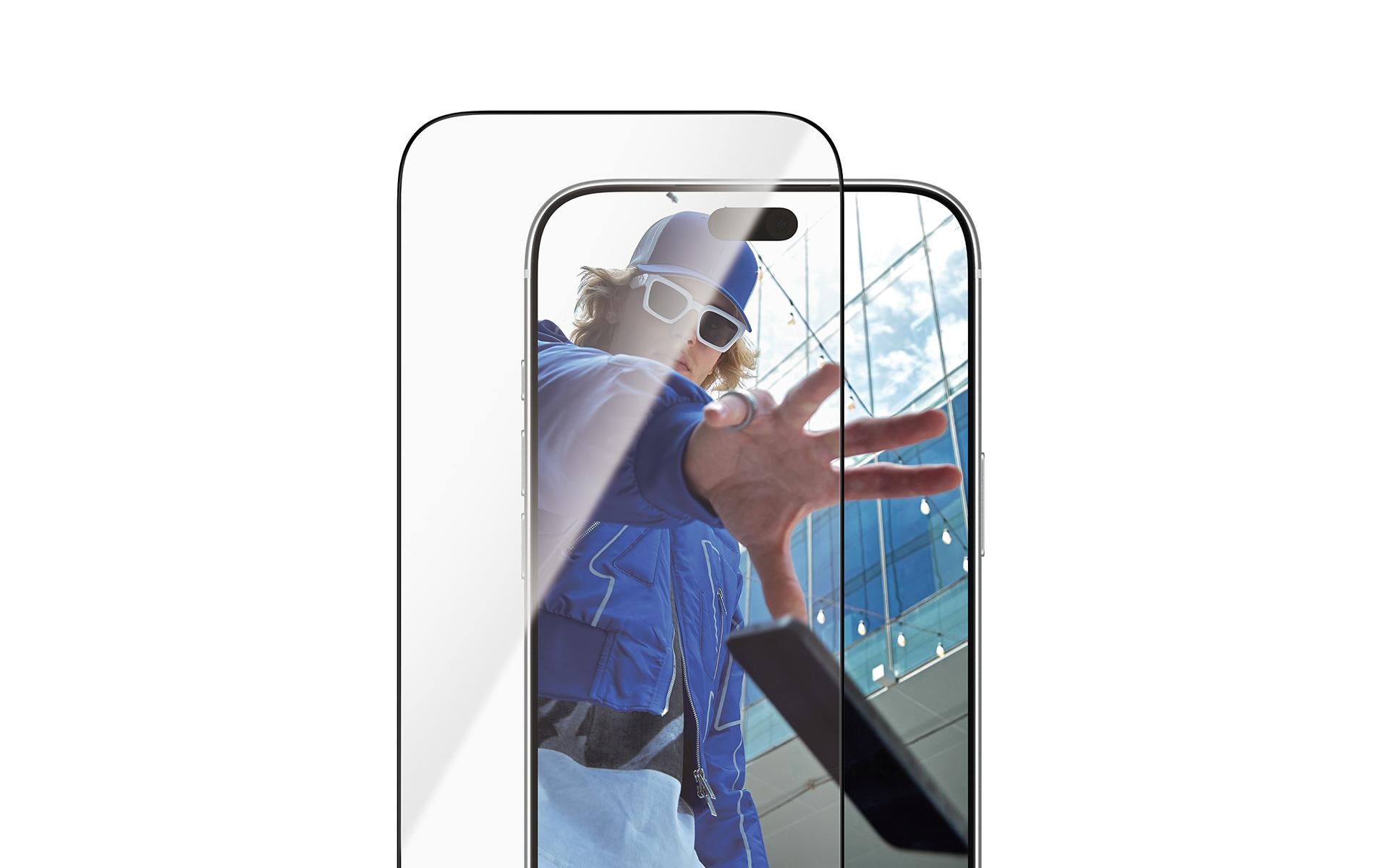 2158256 - Mediatech PANZERGLASS Clear Glass - UWF, FF iPhone 18/17 Pro Max kaufen Schweiz | Mediatech.ch