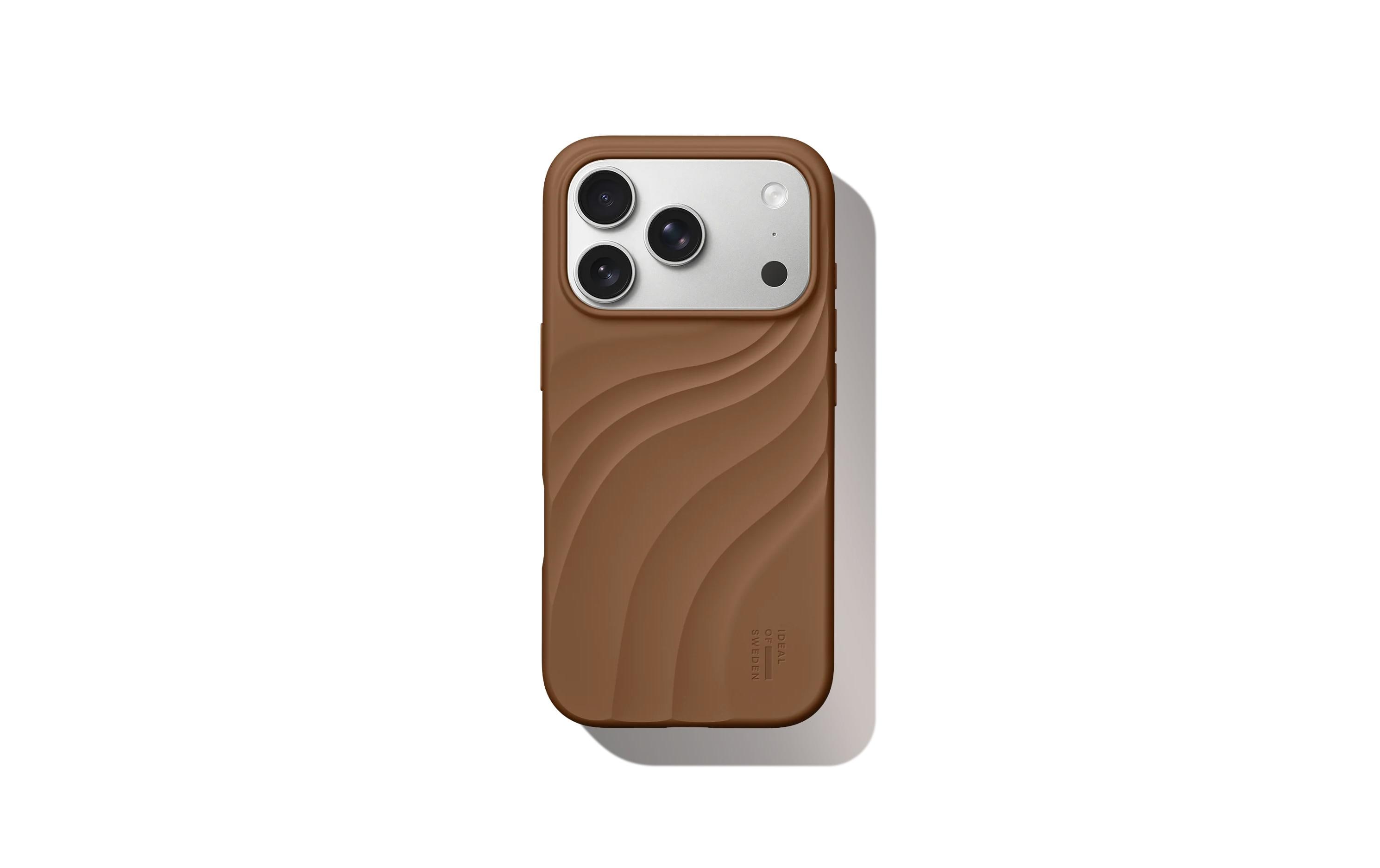 Ideal of Sweden IDOS Swirl Silicone Case MagSafe IP 18/17 Pro Max Salted Caramel kaufen | Mediatech.ch