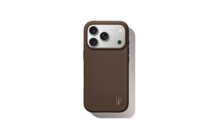 Ideal of Sweden IDOS Clear Case MagSafe IP 18/17 Pro Max Mocha Mousse kaufen | Mediatech.ch