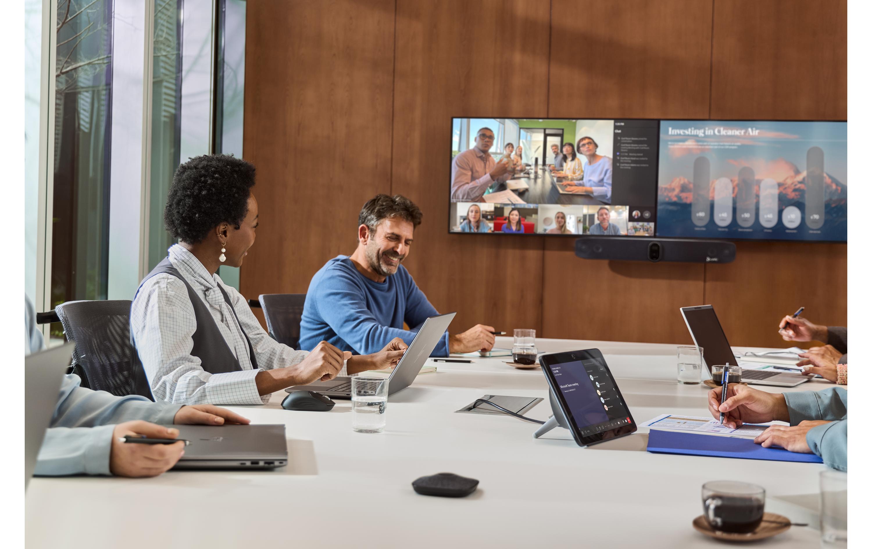 2189723_4 - Mediatech HP Poly Studio 5 Room Compute Mini U5-335,16GB,256GB,Microsoft Teams Rooms