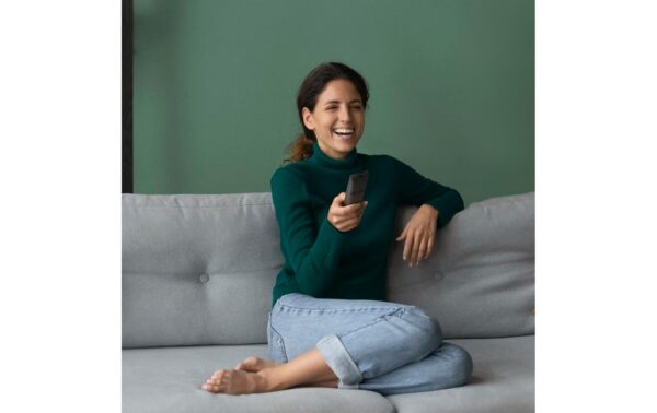 Universal-Fernbedienung TV, IR, Solar für 8 Geräte, lernfähig, App-Tasten